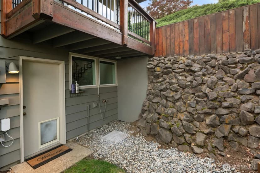 Property photo for 2020 Overlook Drive, Wenatchee photo 37
