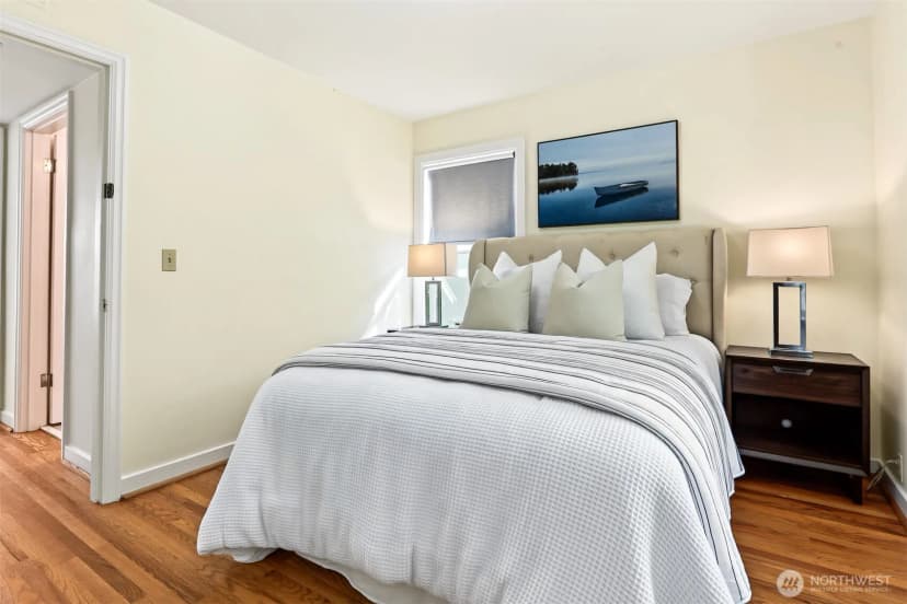 Property photo for 3046 24th Avenue W, Seattle photo 17
