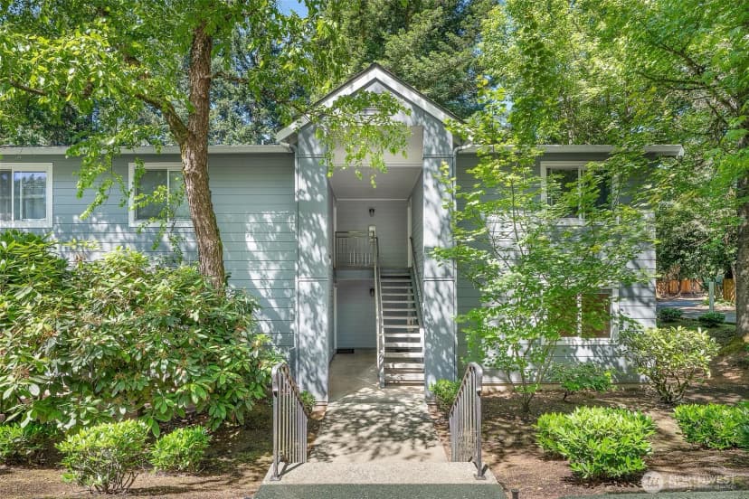 Property photo for 12615 100th Lane Ne #m161, Kirkland photo 30