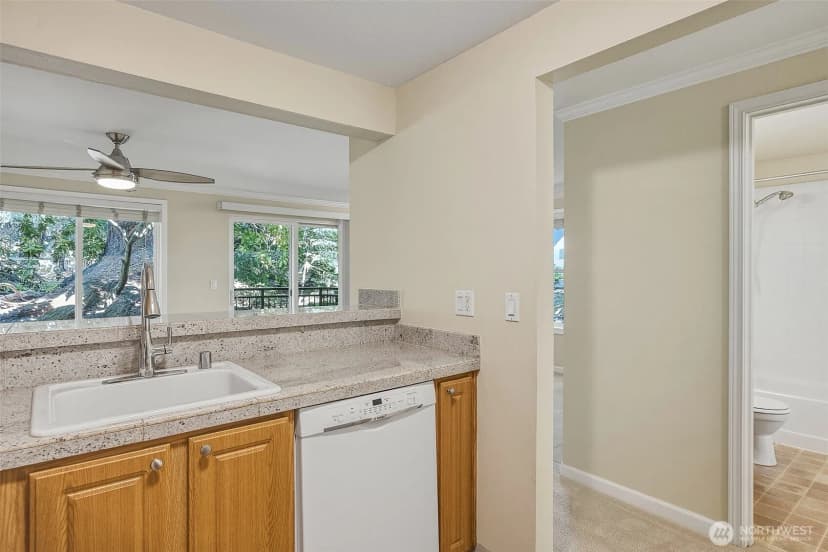 Property photo for 12615 100th Lane Ne #m161, Kirkland photo 12