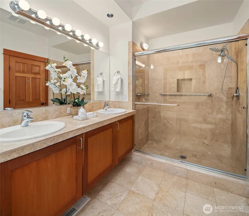 Property photo for 14744 Sivertson Road Ne, Bainbridge Island photo 18