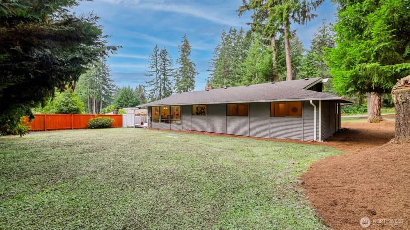 Property photo for 14404 167th Place Se, Renton photo 38