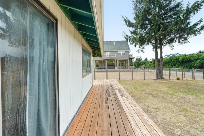 Property photo for 130 Sand Dune Avenue Sw, Ocean Shores photo 17