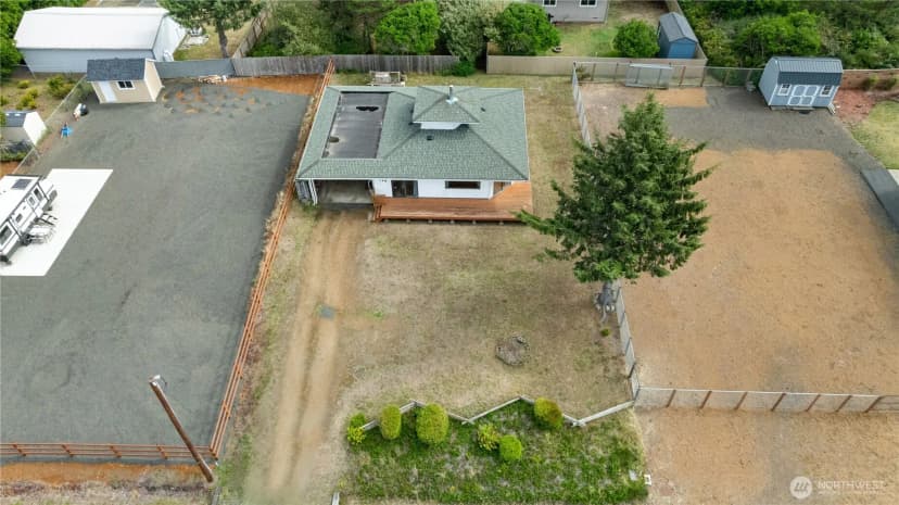 Property photo for 130 Sand Dune Avenue Sw, Ocean Shores photo 24