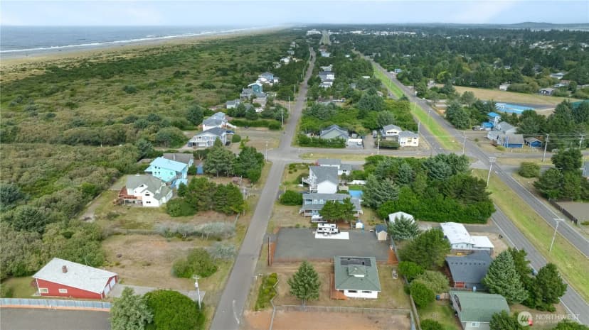 Property photo for 130 Sand Dune Avenue Sw, Ocean Shores photo 27