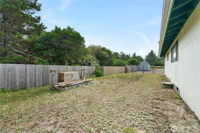Property photo for 130 Sand Dune Avenue Sw, Ocean Shores photo 19