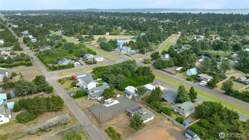 Property photo for 130 Sand Dune Avenue Sw, Ocean Shores photo 28