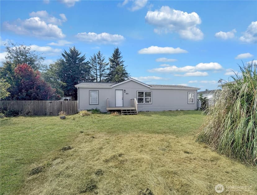 Property photo for 501 Chenois Avenue Ne, Ocean Shores photo 24