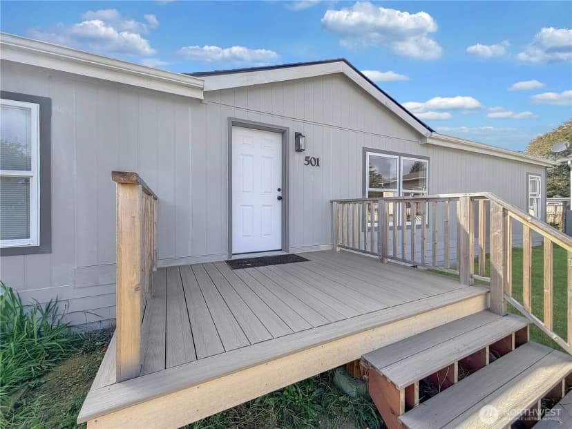 Property photo for 501 Chenois Avenue Ne, Ocean Shores photo 2