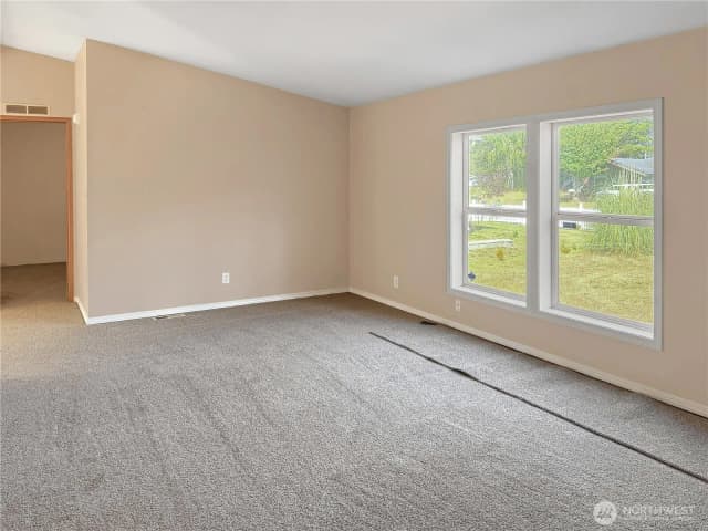 Property photo for 501 Chenois Avenue Ne, Ocean Shores photo 5