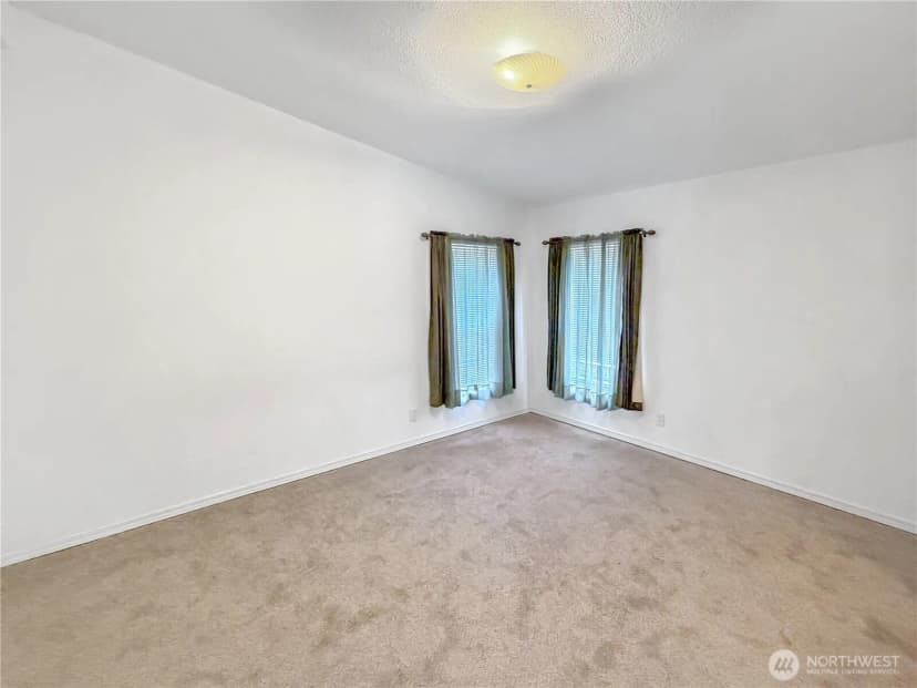 Property photo for 501 Chenois Avenue Ne, Ocean Shores photo 12