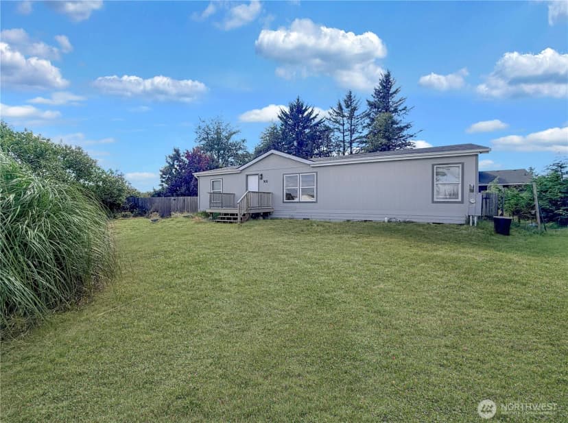 Property photo for 501 Chenois Avenue Ne, Ocean Shores