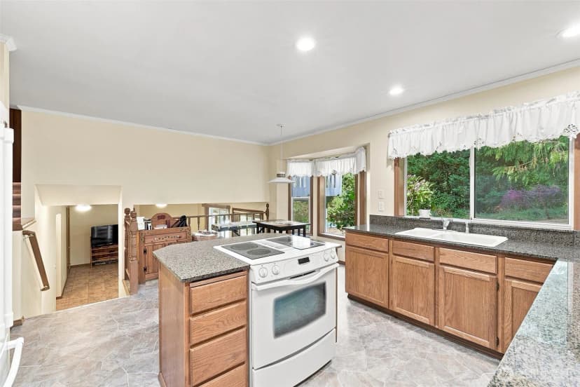 Property photo for 18232 126th Street Se, Snohomish photo 10