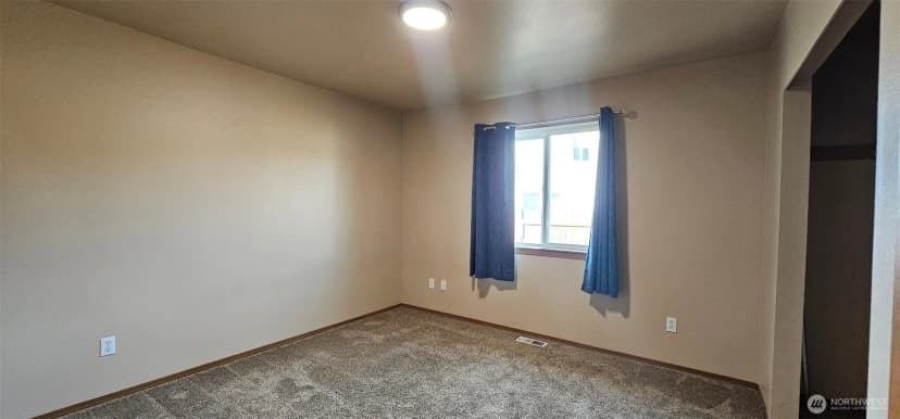 Property photo for 122 N Berggren Road, Eatonville photo 22