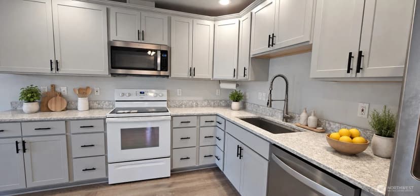 Property photo for 122 N Berggren Road, Eatonville photo 6