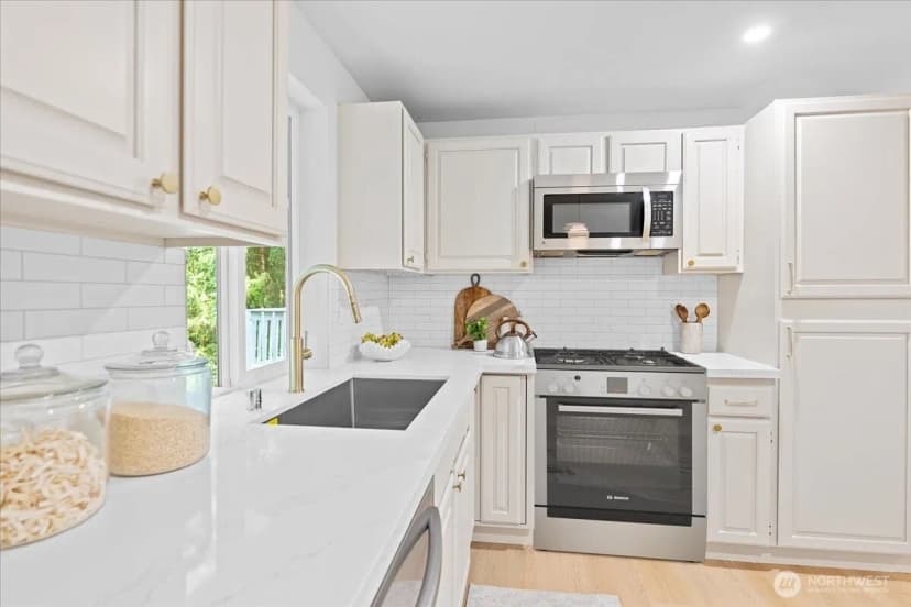 Property photo for 6734 Richards Avenue Se, Port Orchard photo 10