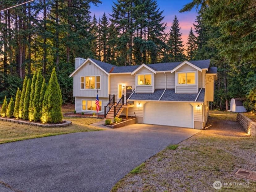 Property photo for 6734 Richards Avenue Se, Port Orchard