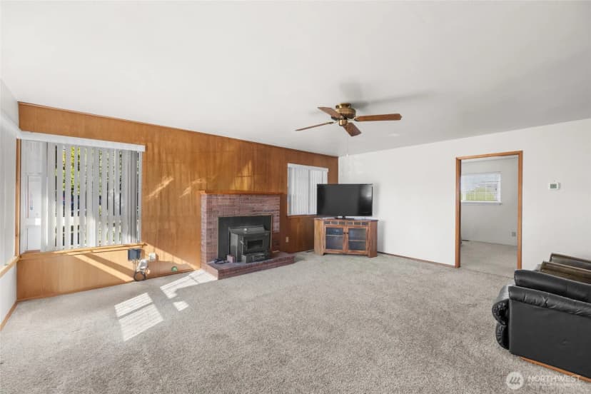 Property photo for 243 Carter Street, Sedro Woolley photo 6