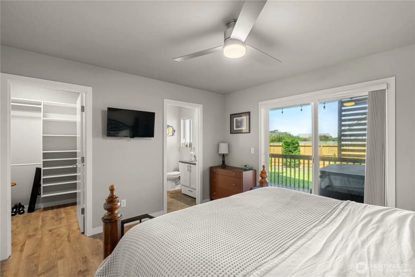 Property photo for 1252 Storm King Avenue Sw, Ocean Shores photo 16