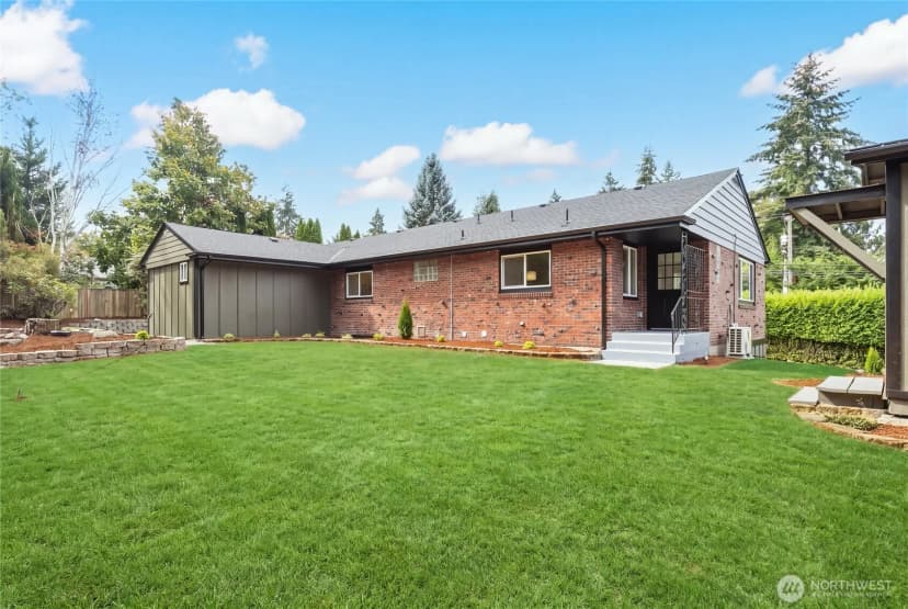 Property photo for 4021 Sunset Drive W, University Place photo 37