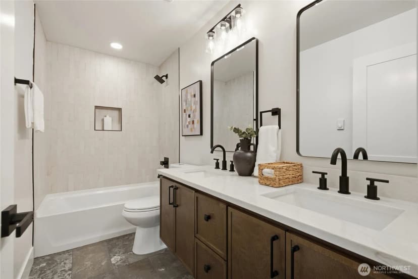 Property photo for 4021 Sunset Drive W, University Place photo 21