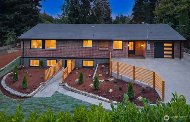 Property photo for 4021 Sunset Drive W, University Place