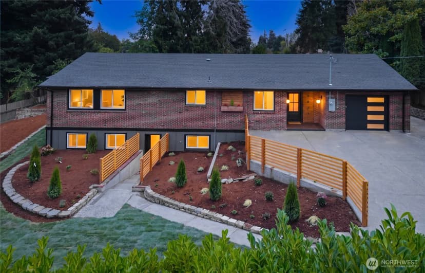 Property photo for 4021 Sunset Drive W, University Place