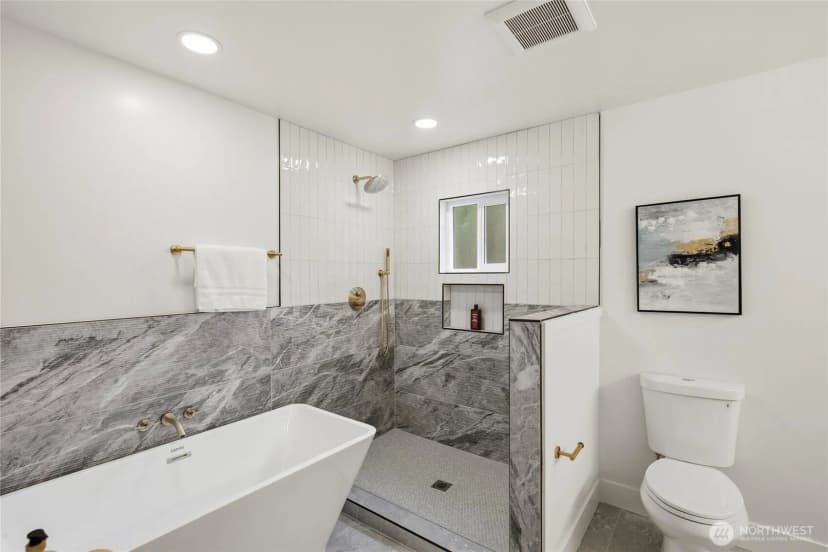Property photo for 4021 Sunset Drive W, University Place photo 17