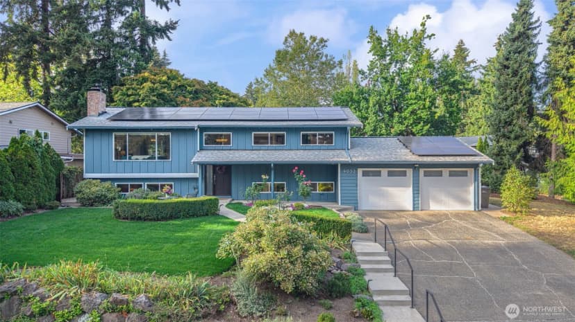 Property photo for 9032 Ne 132nd Place, Kirkland
