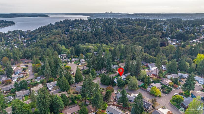 Property photo for 9032 Ne 132nd Place, Kirkland photo 37