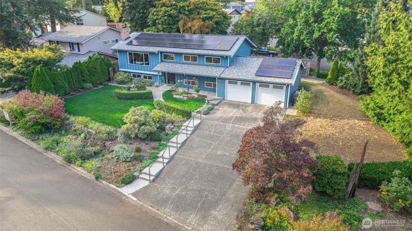Property photo for 9032 Ne 132nd Place, Kirkland photo 35