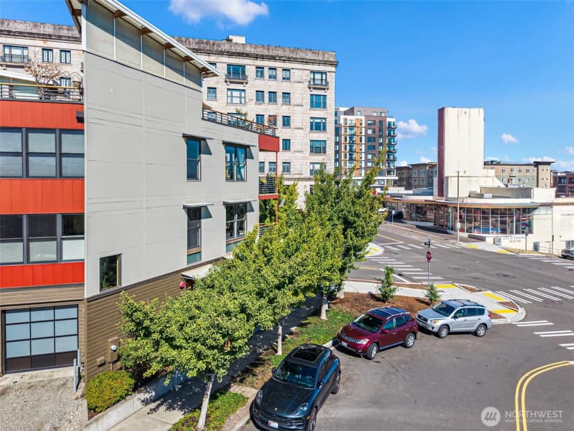 Property photo for 602 S Baker Street, Tacoma photo 2