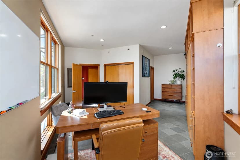 Property photo for 602 S Baker Street, Tacoma photo 7