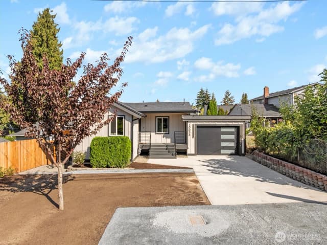 Property photo for 10036 1st Avenue S, Seattle photo 2