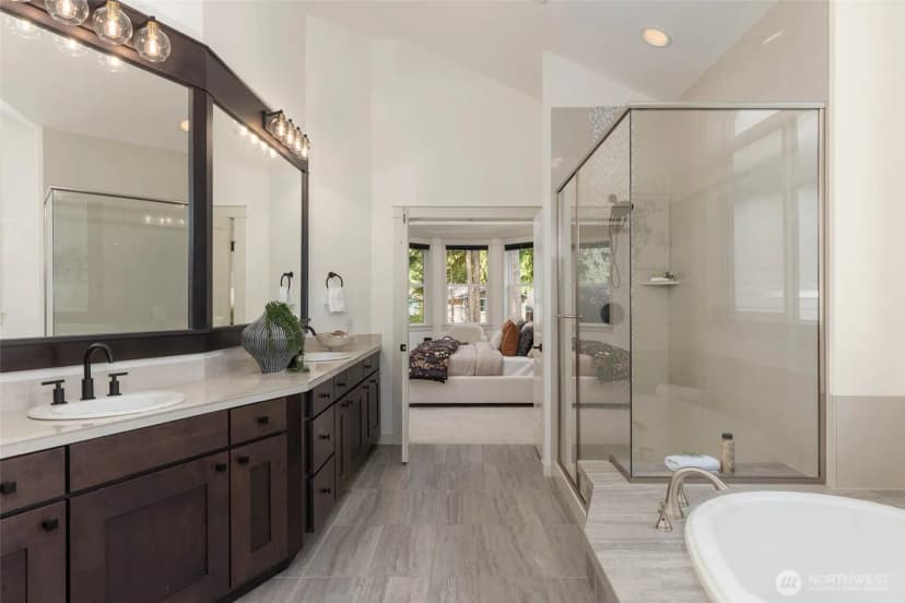 Property photo for 21245 Ne Inglewood Hill Road, Sammamish photo 22