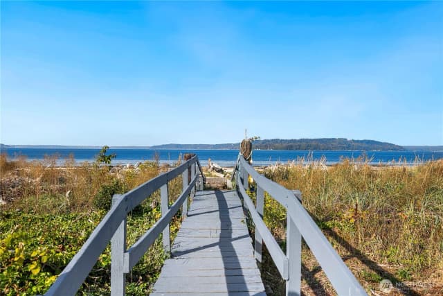 Property photo for 22993 Marine View Drive S #d306, Des Moines photo 2