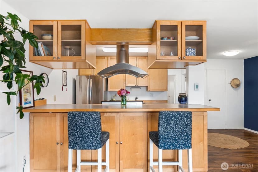 Property photo for 22993 Marine View Drive S #d306, Des Moines photo 10