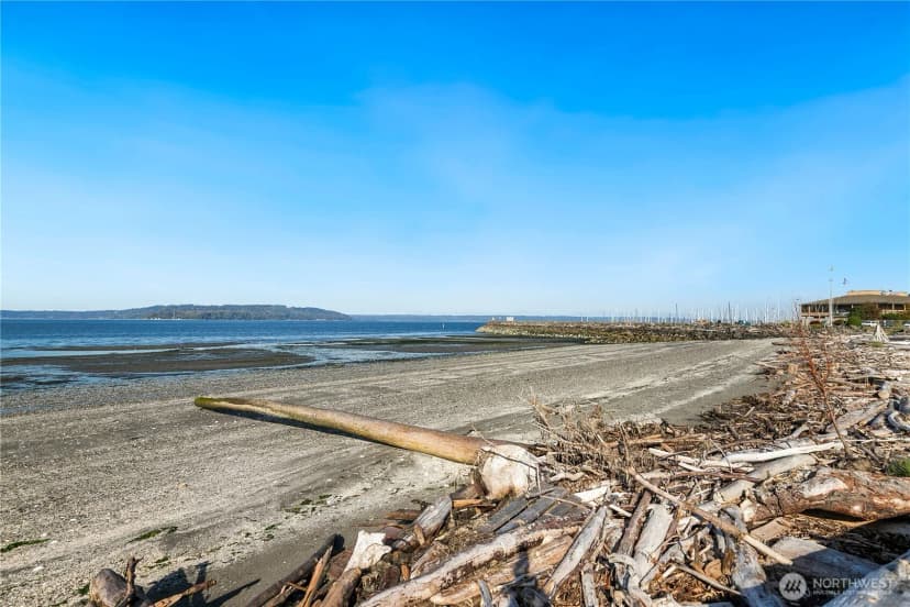 Property photo for 22993 Marine View Drive S #d306, Des Moines photo 33