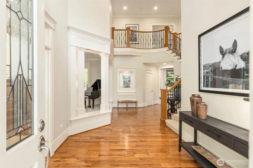 Property photo for 13102 Trail Heights Court Ne, Bainbridge Island photo 3