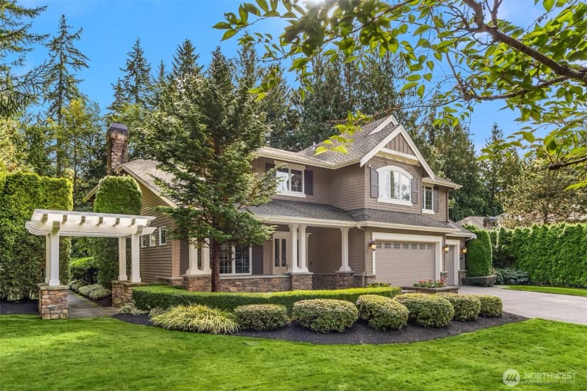 Property photo for 13102 Trail Heights Court Ne, Bainbridge Island