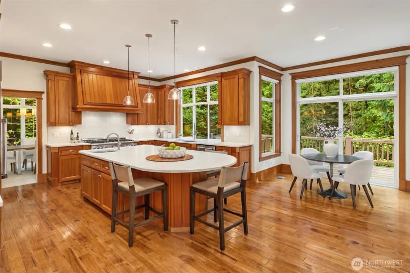 Property photo for 13102 Trail Heights Court Ne, Bainbridge Island photo 10