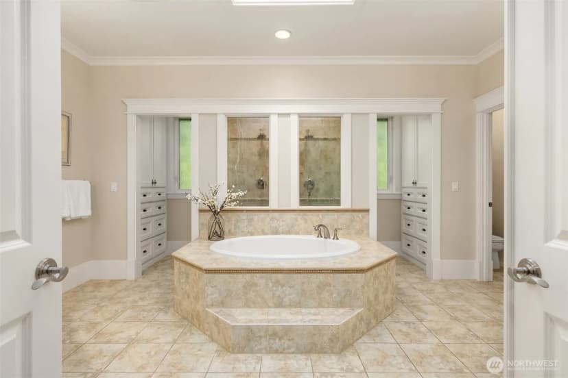 Property photo for 13102 Trail Heights Court Ne, Bainbridge Island photo 19