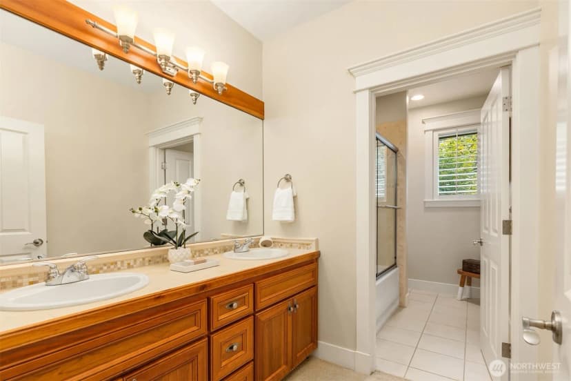 Property photo for 13102 Trail Heights Court Ne, Bainbridge Island photo 25