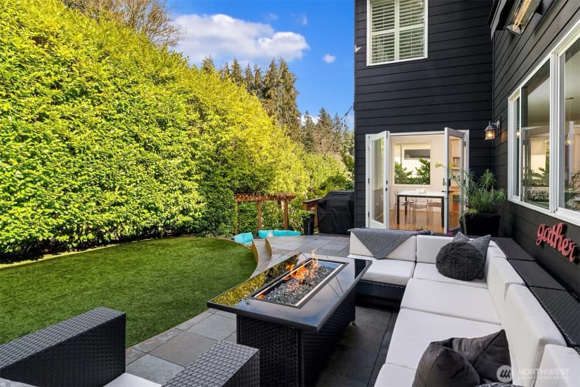 Property photo for 10414 Se 13th Street, Bellevue photo 36