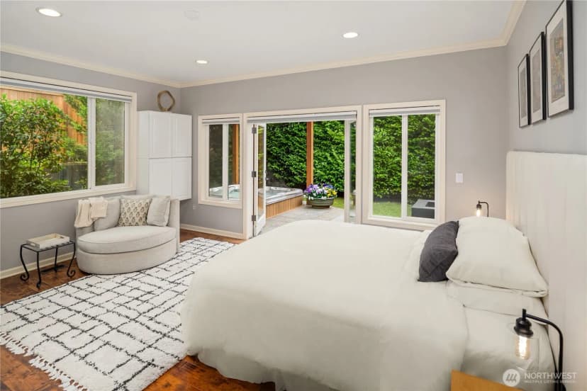 Property photo for 10414 Se 13th Street, Bellevue photo 17