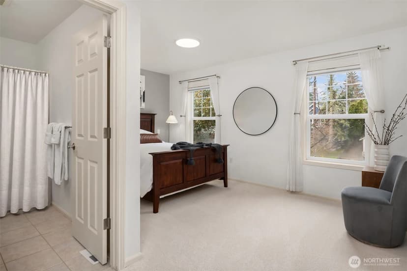 Property photo for 10414 Se 13th Street, Bellevue photo 26
