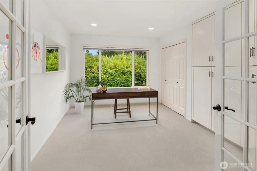 Property photo for 10414 Se 13th Street, Bellevue photo 20