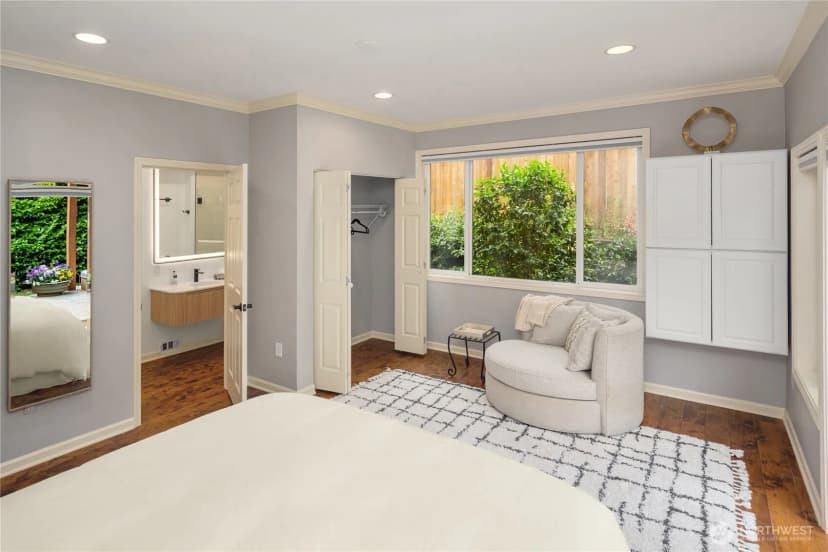 Property photo for 10414 Se 13th Street, Bellevue photo 18