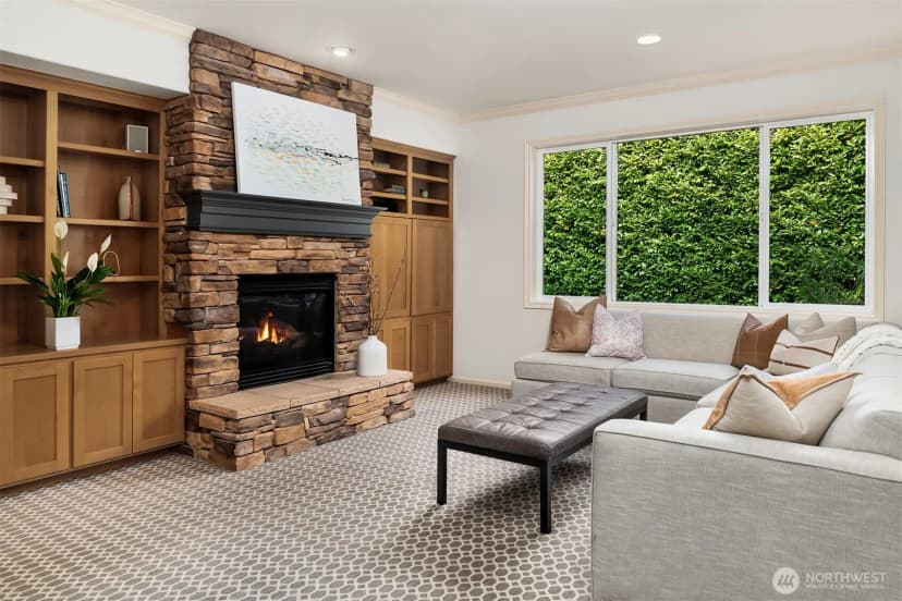 Property photo for 10414 Se 13th Street, Bellevue photo 11
