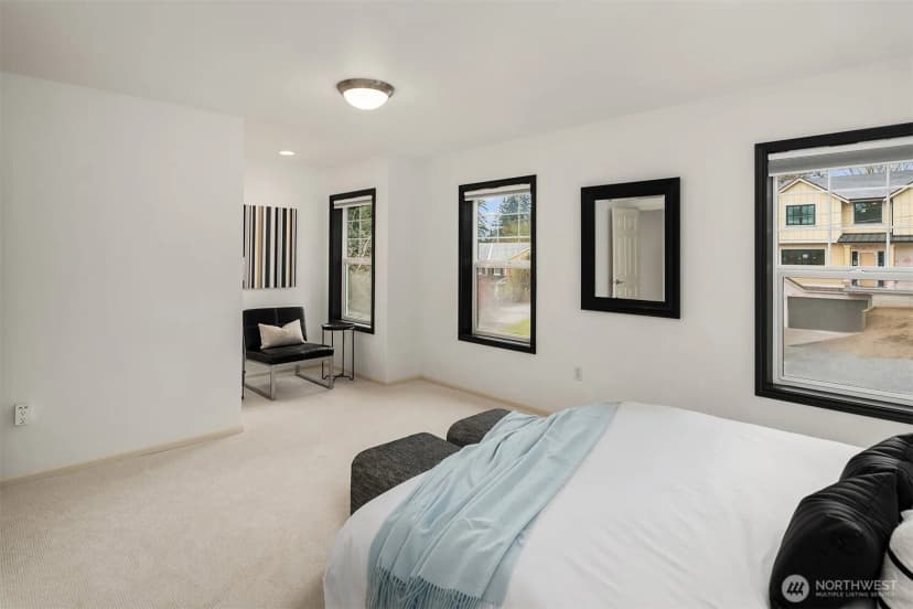 Property photo for 10414 Se 13th Street, Bellevue photo 29